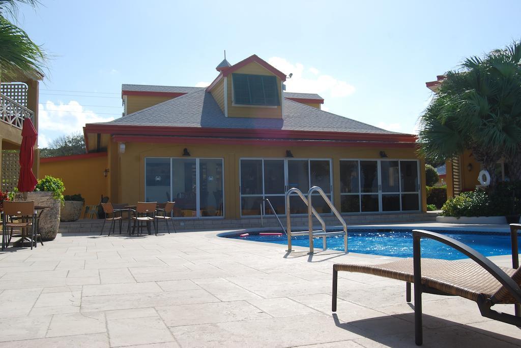 Augusta Bay Bahamas, Exuma Hotel George Town Eksteriør billede