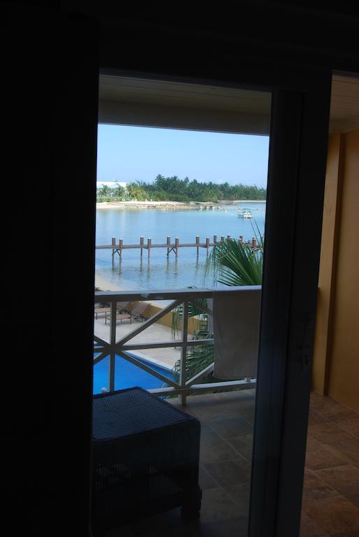 Augusta Bay Bahamas, Exuma Hotel George Town Eksteriør billede